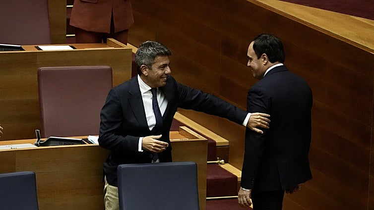 Dos asociaciones de víctimas de la dana exigen el acta de Mazón para reunirse con el presidente de la Generalitat