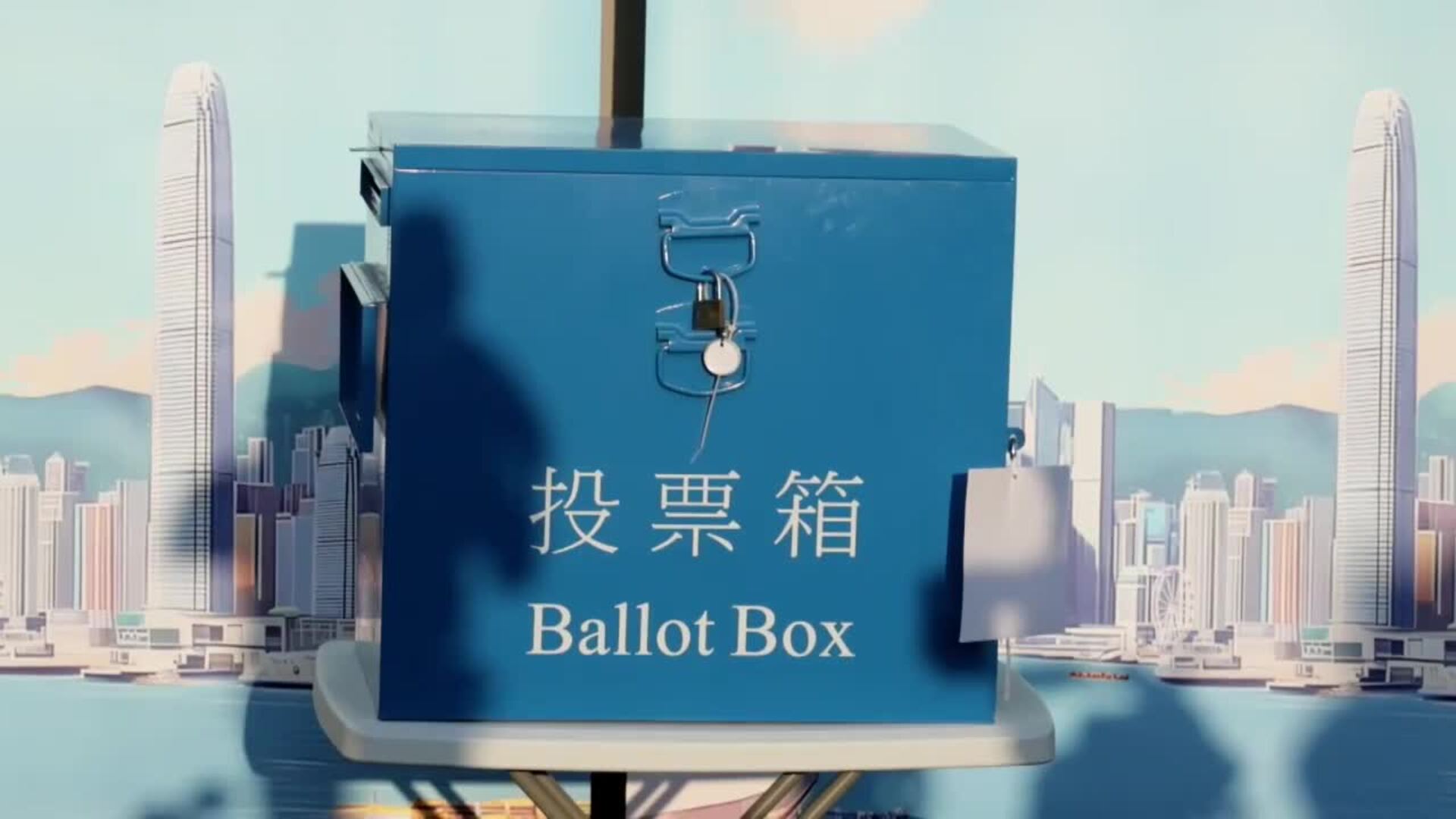 Líder hongkonés insta al voto en Legislativas &quot;patrióticas&quot; marcadas por trágico incendio