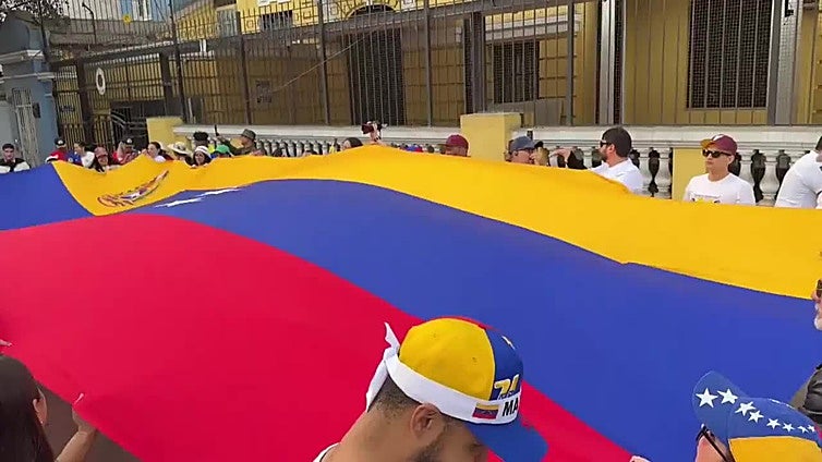 Venezolanos marchan en varias ciudades de América en apoyo a Maria Corina Machado