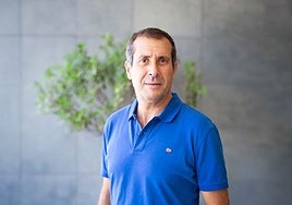 Miguel Ruiz Veguilla, psiquiatra: «Hay un aumento de los trastornos emocionales en las mujeres jóvenes y a su vez de los intentos de suicidio»