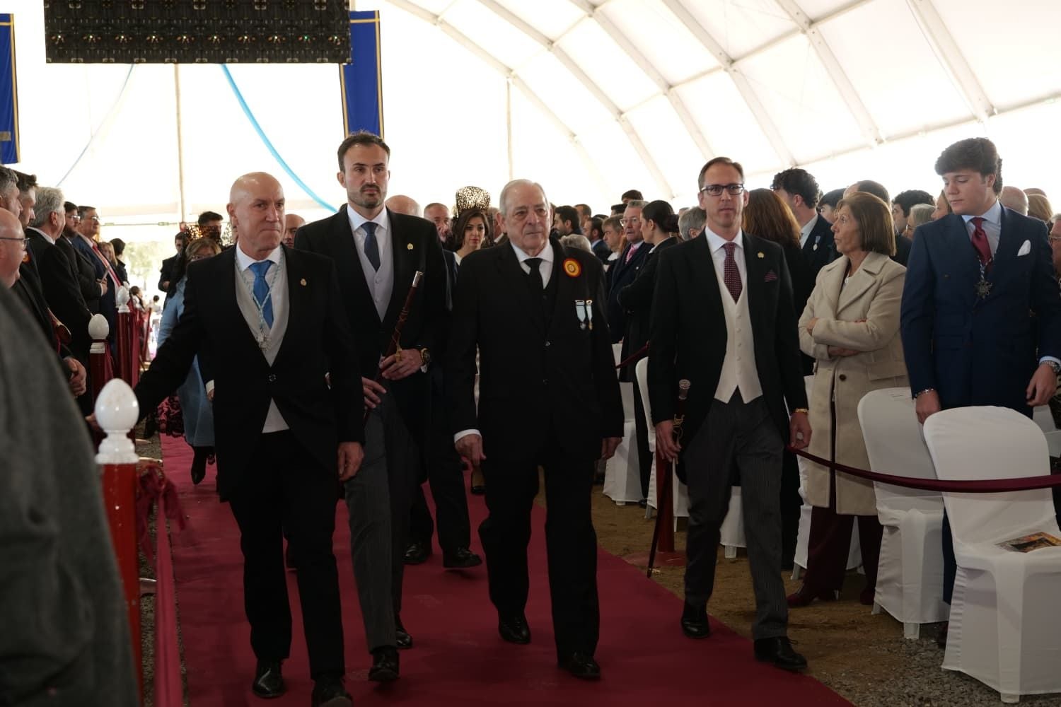 La emocionante coronación de la Virgen de Luna en la Jara, en imágenes