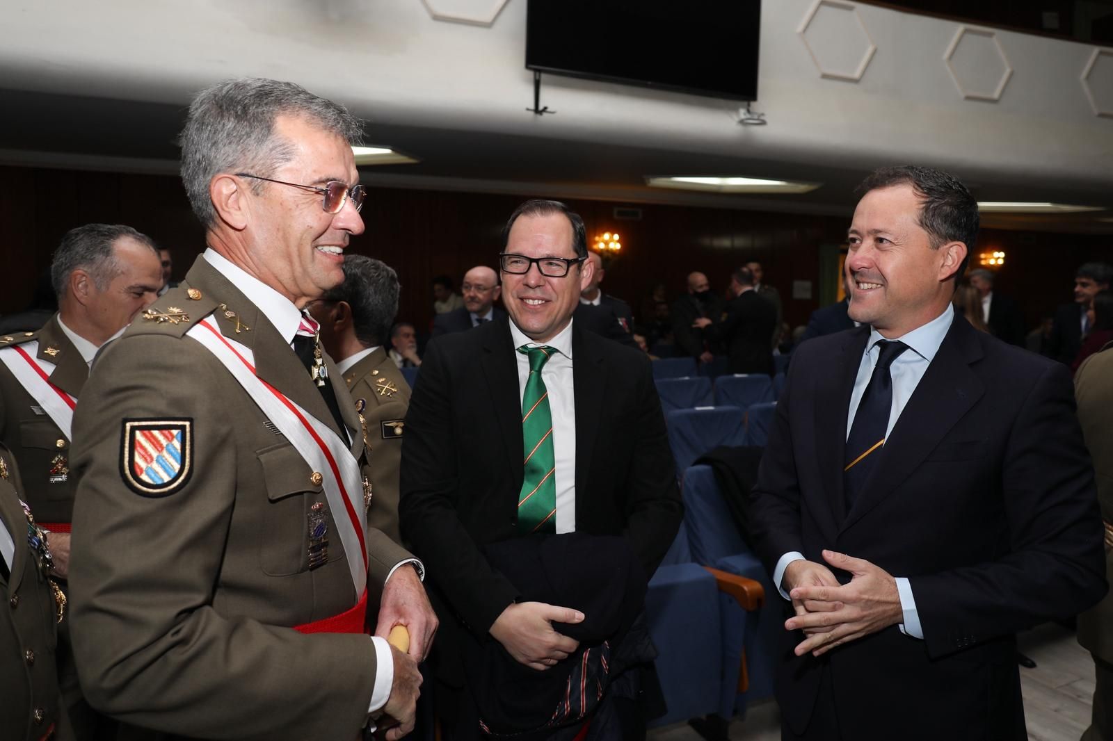 Las imágenes del acto y desfile de la Inmaculada en la Academia de Infantería de Toledo