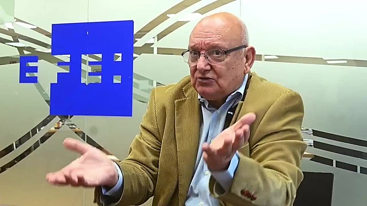 "El AVE cambió la mentalidad pero luego todo volvió a su cauce", lamenta Antonio Checa