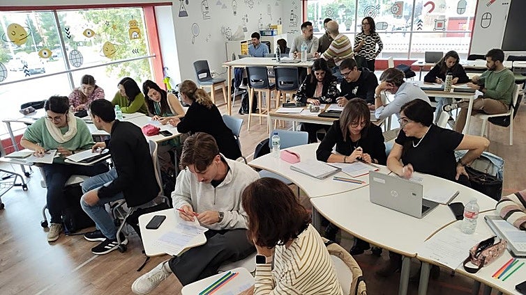 El Gobierno regional forma a docentes para impulsar actuaciones de mejora de la competencia matemática