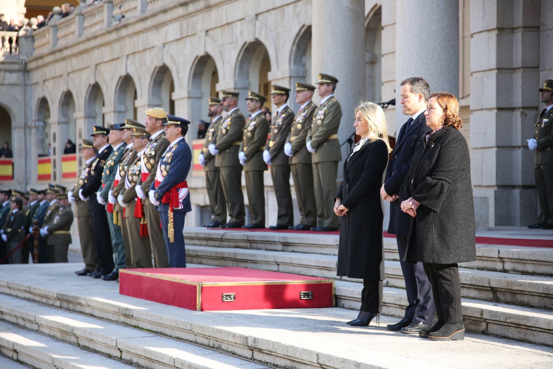 Las imágenes del acto y desfile de la Inmaculada en la Academia de Infantería de Toledo