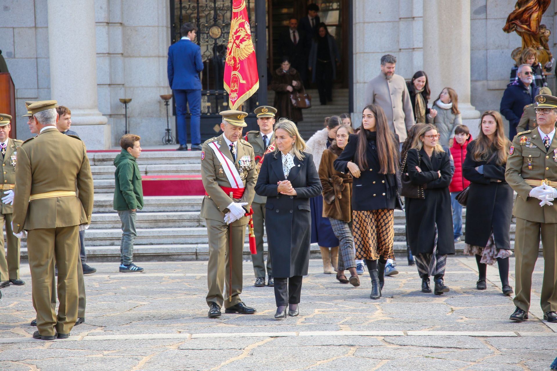 Las imágenes del acto y desfile de la Inmaculada en la Academia de Infantería de Toledo