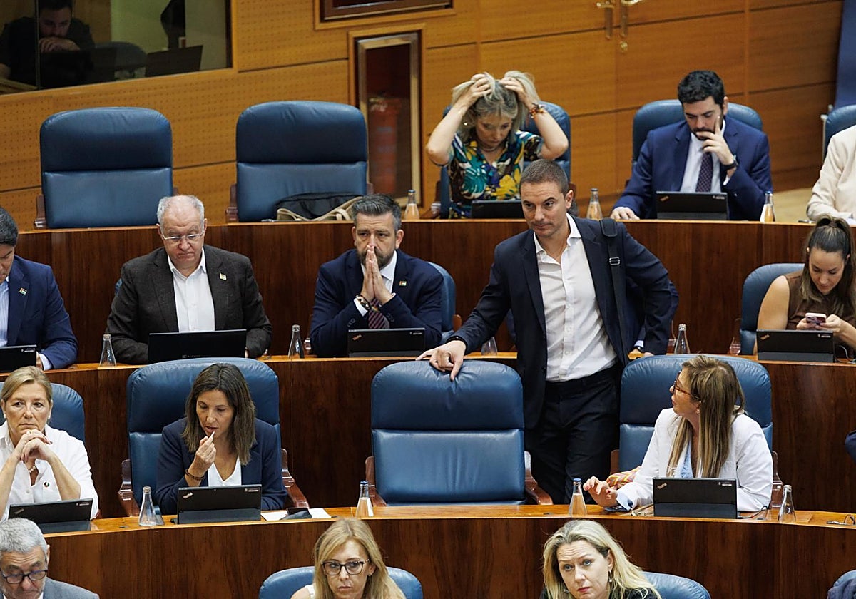 El PSOE de Madrid se sume en el desánimo un año después del aterrizaje de Óscar López