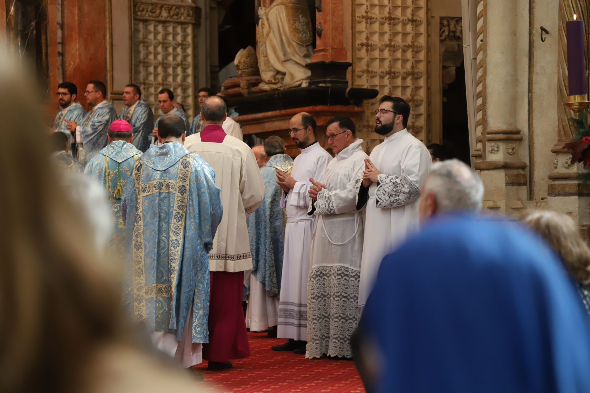 El nombramiento de cinco nuevos diáconos en la Catedral de Córdoba, en imágenes