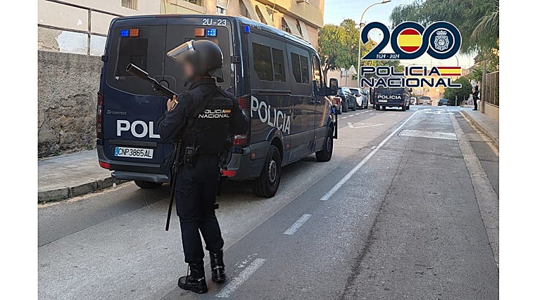 Dispositivo policial desplegado para la detención del traficante de cocaína en Alicante