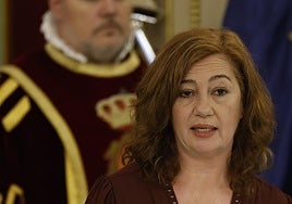 Armengol utiliza el Congreso y una entrevista con niños con motivo del Día de la Constitución para arremeter contra el Govern balear