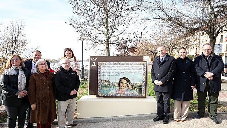Panel dedicado a Carmen Laforet elaborado por Nicolás Varas