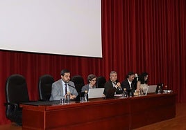 La UDC da «unos días» a Compostela para ratificar sin matices el acuerdo de descentralización de Medicina