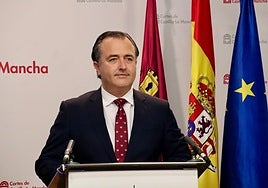 Vox critica que Page suprima las denominaciones 'Navidad' y 'Semana Santa' del calendario escolar 2025/2026