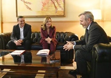 El PSOE de Alegría «muta», ofrece sus 23 diputados al PP para evitar elecciones y Azcón no acepta