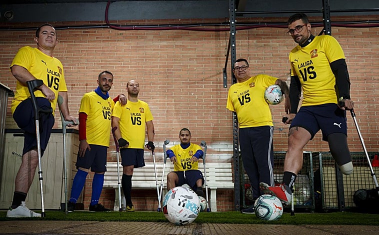 Main image - The Dragones de Lavapiés amputee team 