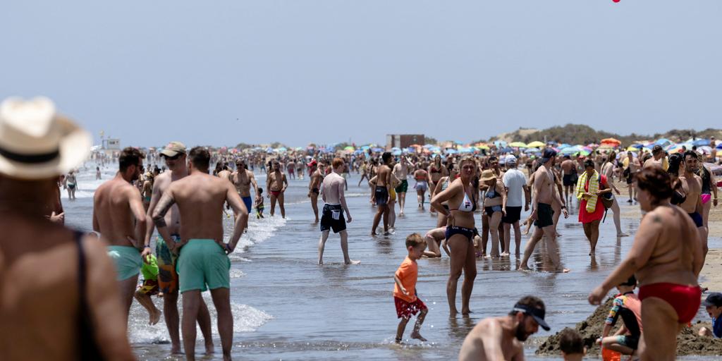 Muere una mujer de 65 años tras ahogarse en Playa del Inglés (Gran Canaria)