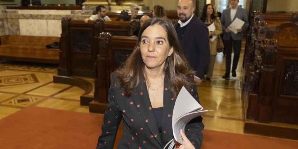La alcaldesa de La Coruña tensa la cuerda en el PSOE gallego: «Echo de menos voces de hombres poderosos de mi partido»