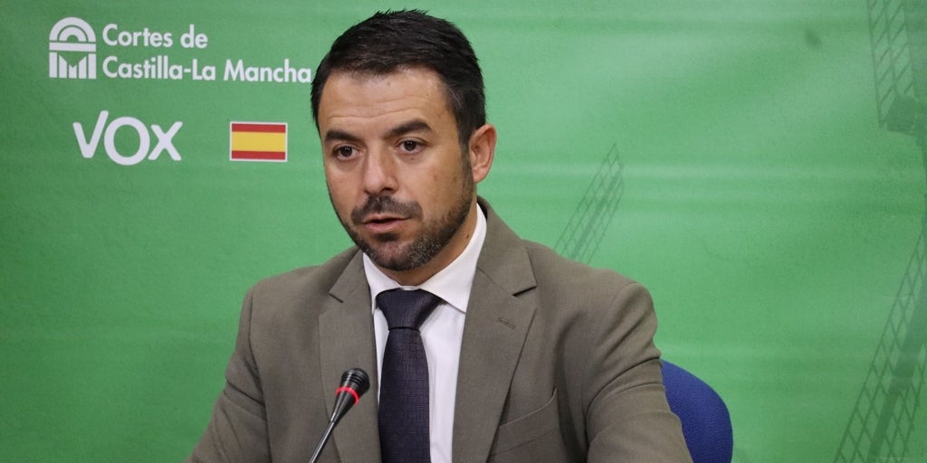 Vox asegura que el PSOE actúa como una «banda mafiosa» y censura su degradación política y moral