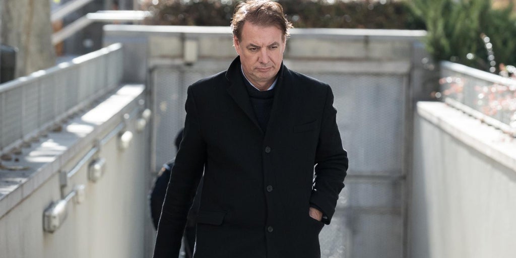 El Gobierno autorizó al expresidente de la SEPI a fichar por Servinabar tras haberle guardado el puesto durante 18 meses