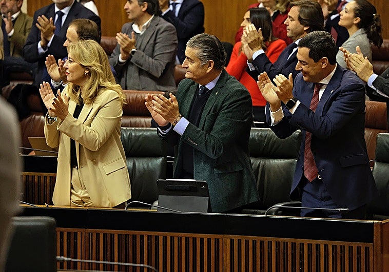Debate de presupuestos andaluces, miles de enmiendas y un largo pleno con la corrupción como telón de fondo