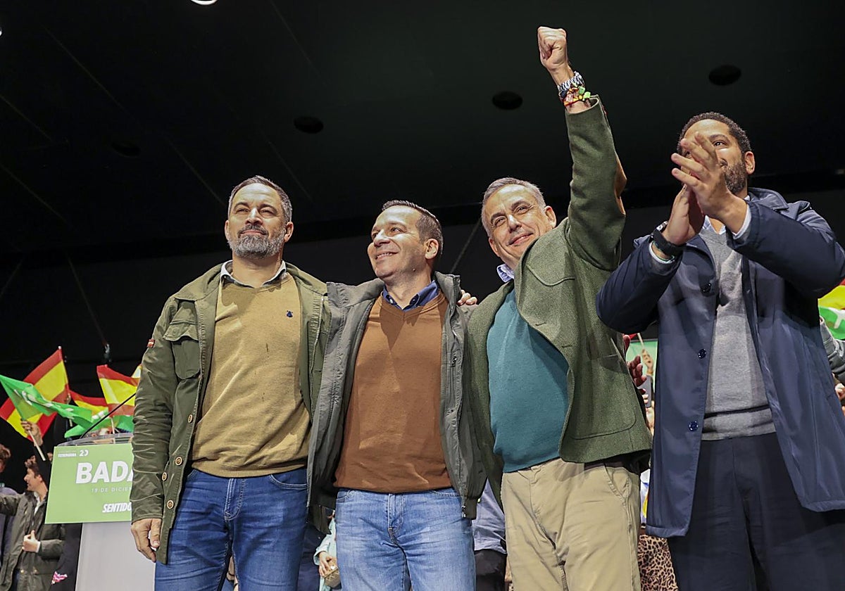 Abascal apela al voto masivo a Vox en Extremadura para acabar con el «bipartidismo que ha dado todo al separatismo»