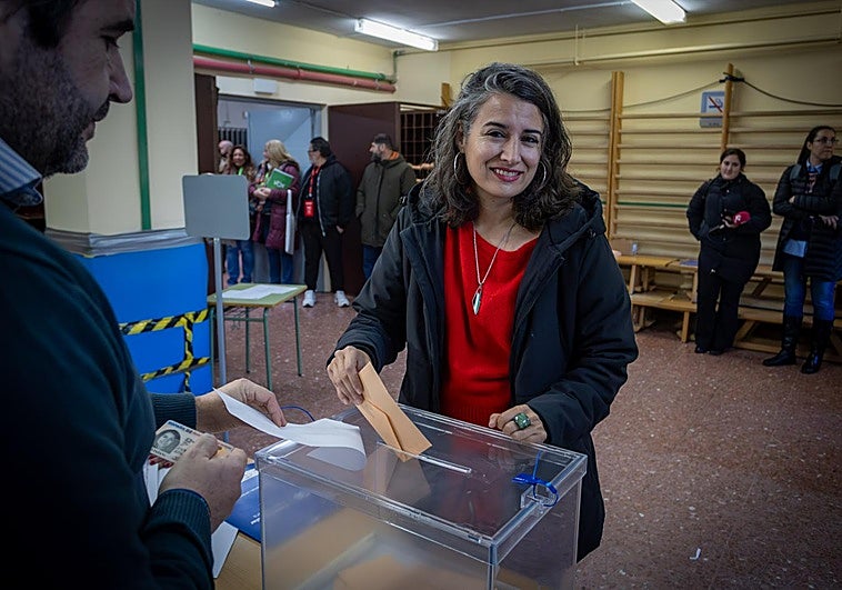 Podemos pide a Guardiola, ganadora de los comicios, que dimita por «decencia»