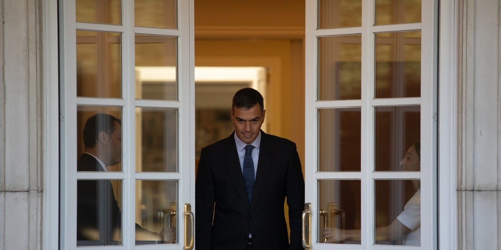 Sánchez se olvida de Extremadura, pero se preocupa por el pueblo de Groenlandia