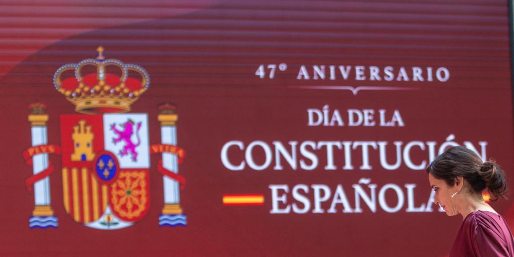 La Constitución se convierte en la institución más valorada por los ciudadanos con los partidos políticos a la cola