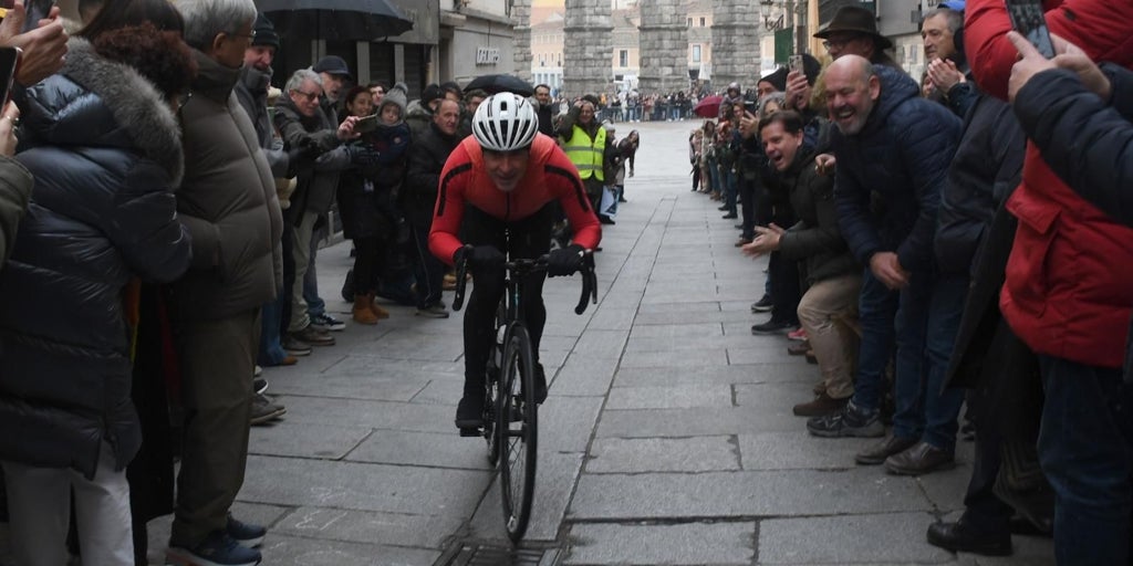 Julio Martín gana por décima vez la Carrera del Pavo en Segovia