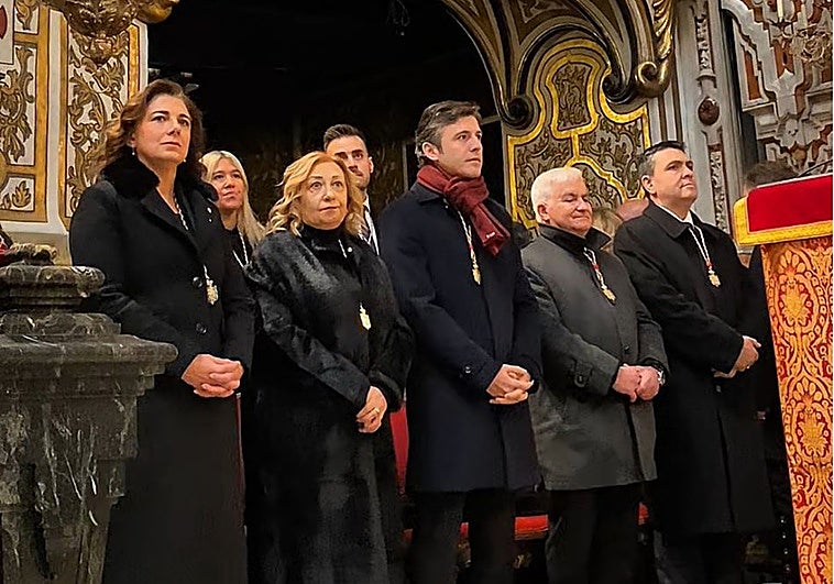 Granada renueva su voto con la Virgen de las Angustias, a la que honran por salvar a la ciudad de los terremotos