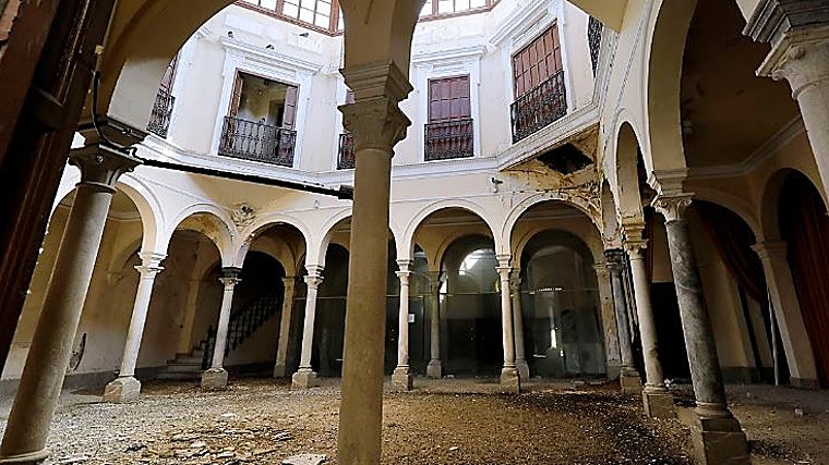 Las carpetas pendientes en el Ayuntamiento de Córdoba: viejos proyectos a doble velocidad