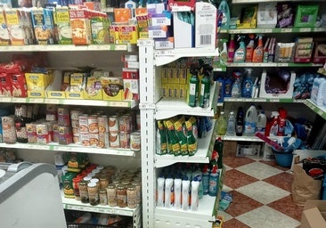 La Guardia Civil atrapa a dos ladrones entre jamones y escondidos en un altillo