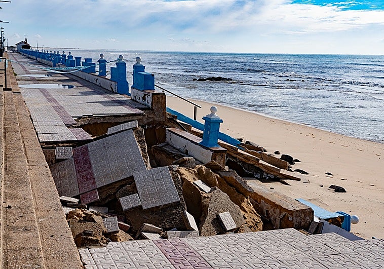 El Ayuntamiento de Almonte denuncia ante Europa la inacción del Estado que ha provocado «el colapso» del paseo marítimo de Matalascañas