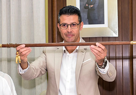 El alcalde de Almussafes declara ante el PSOE que las denuncias de acoso sexual son «falsas»