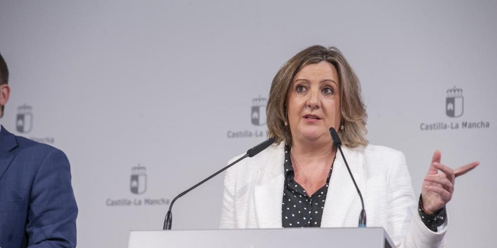 Franco confía en que haya entendimiento entre la Consejería de Cultura y el sector del damasquinado para su declaración de BIC antes del 16 de enero