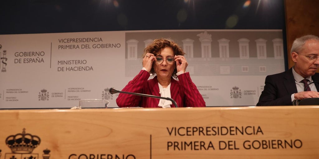María Jesús Montero defiende que Andalucía sería la comunidad que más aumentaría sus recursos en 2027 con 4.846 millones más