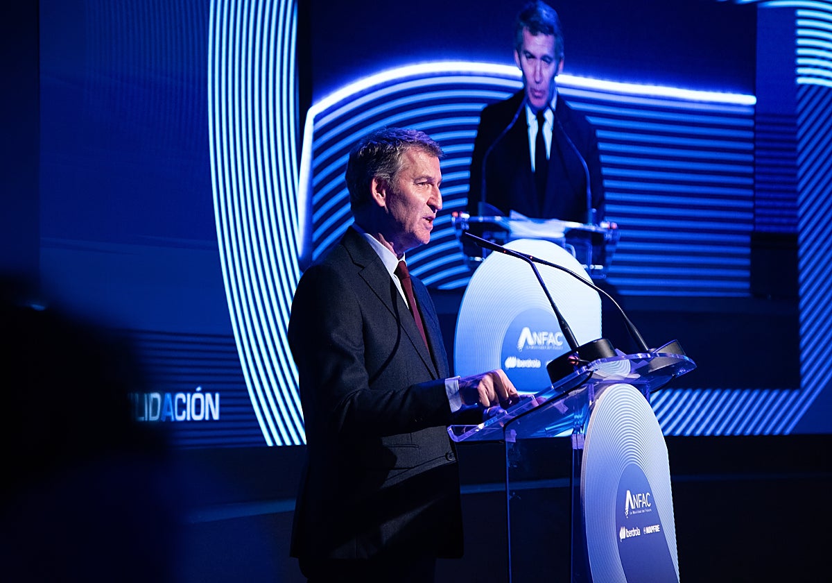 Alberto Núñez Feijóo clausura la XXVIII Interparlamentaria del Partido ...