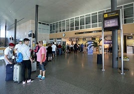 El aeropuerto de Valladolid encaja en 2025 la mayor caída de pasajeros de España