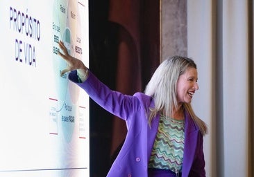 Anne Igartiburu y directivas de Google y Telefónica, en un foro de liderazgo femenino en Córdoba