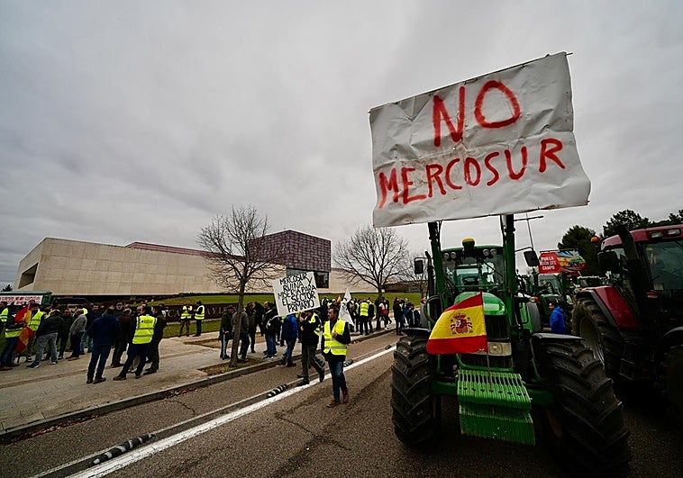 El campo advierte que el acuerdo con Mercosur supondrá el fin de las explotaciones familiares agrarias y del medio rural