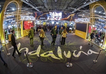 Fitur se viste de luto y reagenda su actividad en solidaridad con las víctimas de Adamuz