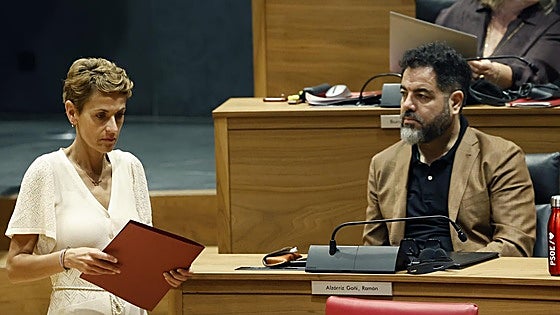Un juzgado investiga a Chivite por los contratos a la empresa encargada de reformar la sede del PSOE en Pamplona