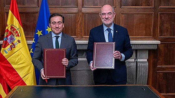 El Gobierno firma el primer paso para que Cataluña se independice en la Unesco