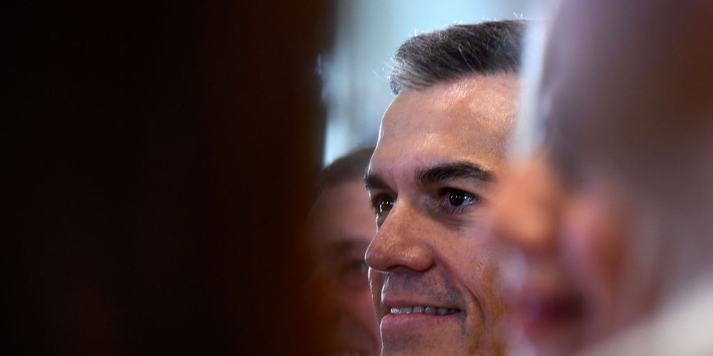 Sánchez intenta recomponer su mayoría y aislar al PP con Vox