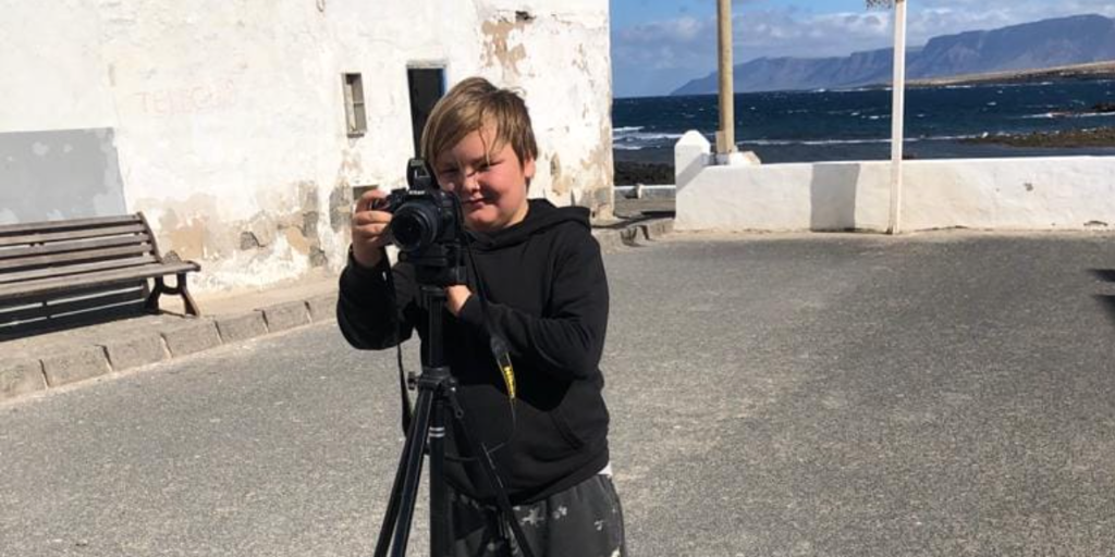 Conmoción por la muerte de Noe, el héroe de 13 años que limpiaba playas en Lanzarote: «Se nos ha roto el alma»