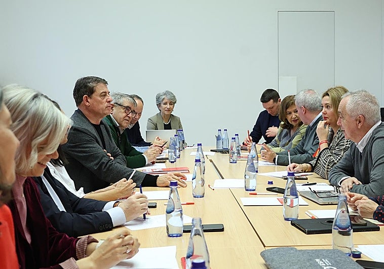 Besteiro evita «especular» sobre el futuro de Lugo tras el desmarque de una concejala que dejó el PSOE