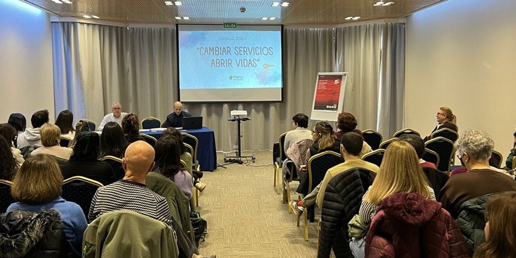 Plena inclusión Castilla-La Mancha reúne a más de 150 personas en una jornada simultánea sobre la «vida independiente»