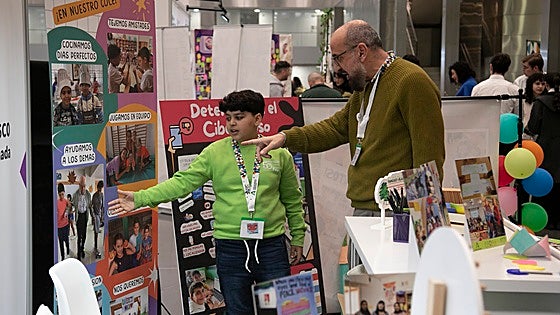 Expertos en acoso escolar en Córdoba reclaman «ensayar y entrenar con coherencia a los jóvenes en entornos virtuales»