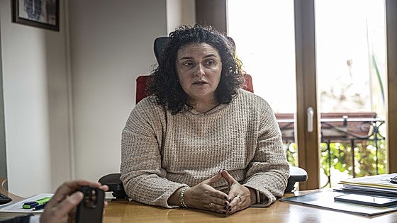 Una alcaldesa socialista de Cantabria amenaza con desalojar y cortar la luz y el agua a los menores extranjeros