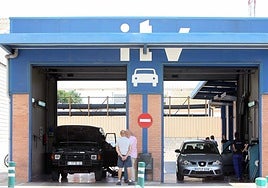 Un guardia civil y seis trabajadores de una ITV, detenidos por una presunta trama de revisiones falsas y comisiones